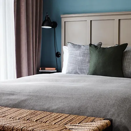 Hotel Kvosin Downtown 4*